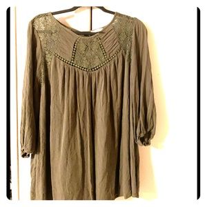 Liz Lange Maternity blouse